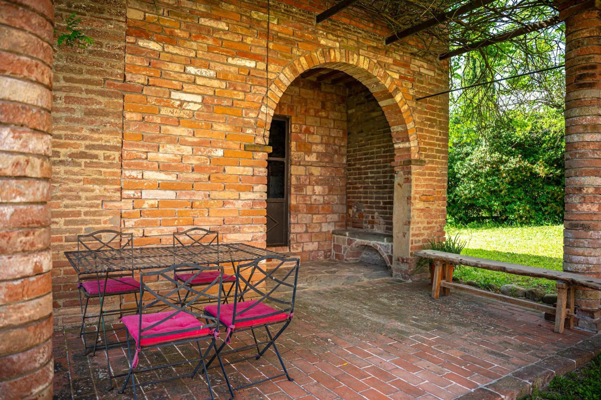 Agriturismo Poggio Antico Binami Luaran gambar