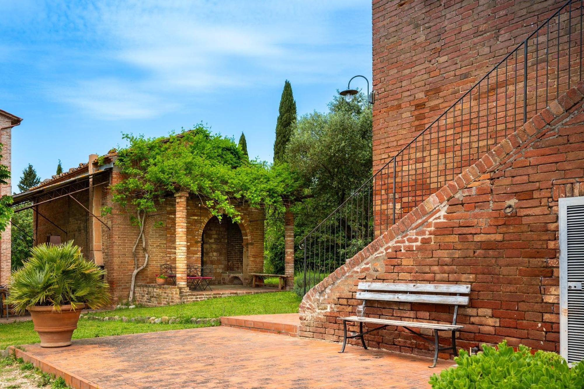 Agriturismo Poggio Antico Binami Luaran gambar