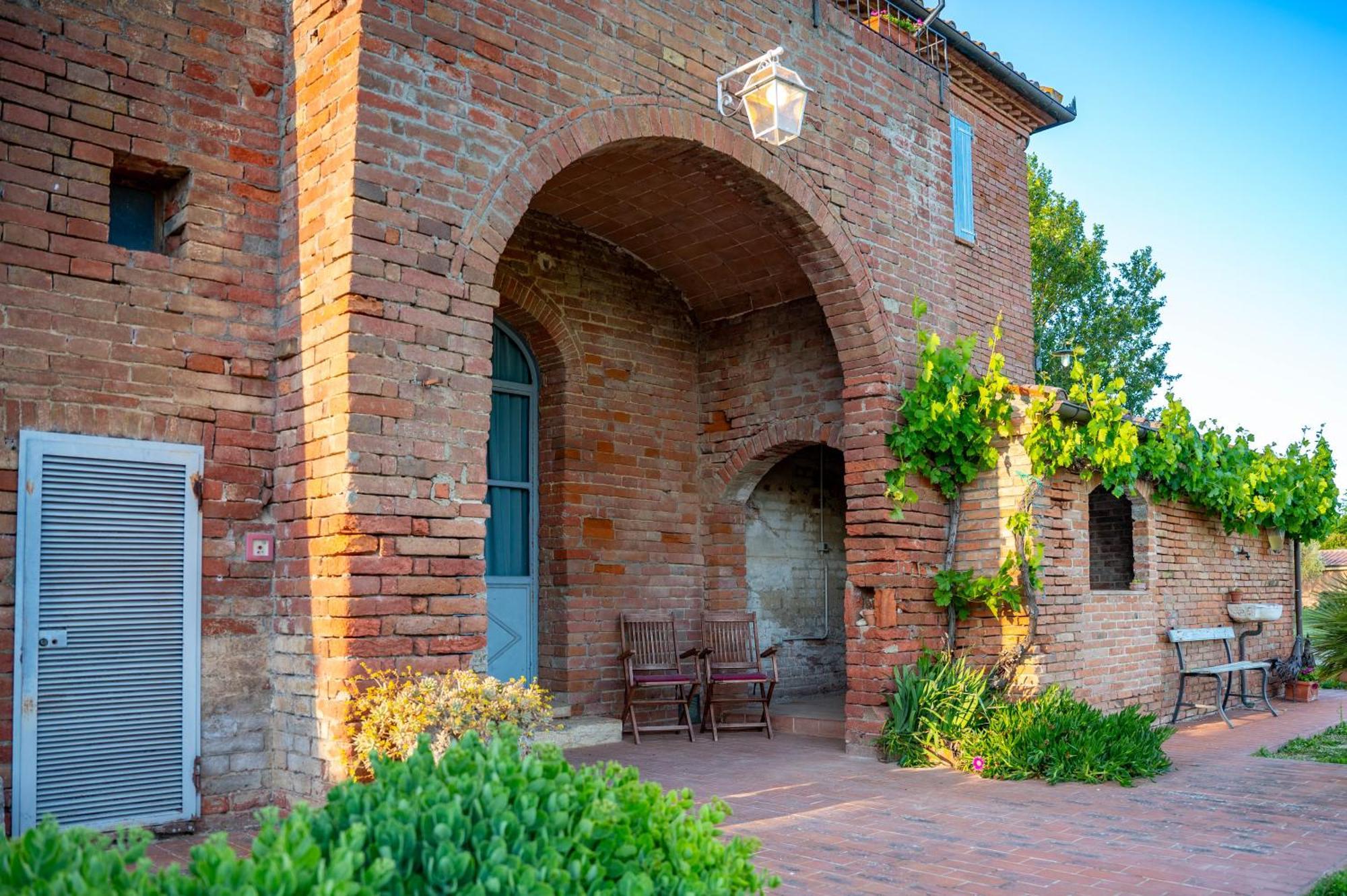 Agriturismo Poggio Antico Binami Luaran gambar